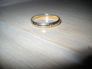 14K GELBGOLD GEÄTZTER BAND EHERING - Bild 1 von 3