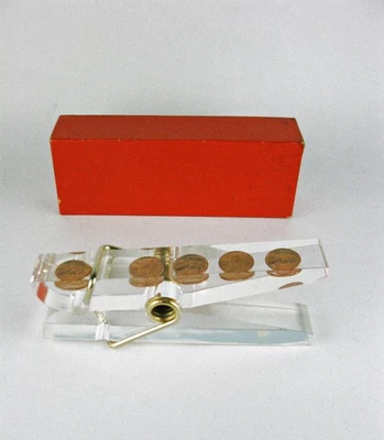 PIN DE ROPA JUMBO LUCITE VINTAGE NOS Acrílico Años 70 Clip de Papel ¡PISAPAPELES Y CAJA! Foto 1 de 4