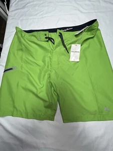 Tommy Bahama Molokai Pineapple Splash Water Activated Print Men's Bathing Suit - Picture 1 of 4