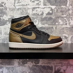 Herren Air Jordan 1 Retro High OG schwarz metallic gold DZ5485-071 Größe 9,5/11/12 - Bild 1 von 6