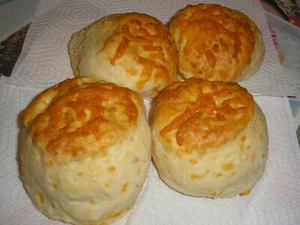 6 HOME MADE CHEESE SCONES Free Postage Family Bakery Shop - Picture 1 of 2