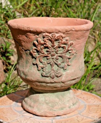 Pokal Blumentopf Antik-Look Vintage Pflanztopf Übertopf Zement Ø 15cm (Moola) - Bild 1 von 4