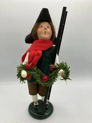 Byers Choice Williamsburg Caroler Escalera Guirnalda Colonial Navidad 2005 12"" Foto 1 de 4