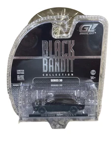 Greenlight Black Bandit Series 30 2016 Dodge Challenger R-T Hemi 1/64 - Picture 1 of 1