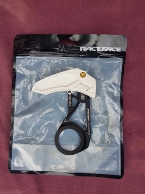 E*theerteen 32T-42T, old--style (BB-mounted) bike chain guide. 54g only! White. - Image 1 of 4