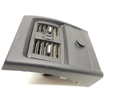 BMW F30 320i 328d 328i 335i M3 2012-2016 consola trasera toma de corriente de ventilación de aire acondicionado Foto 1 de 4