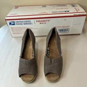 Toms Wedge Shoes Open Toe Womens Size 6aw Taupe / Brown - Picture 1 of 4