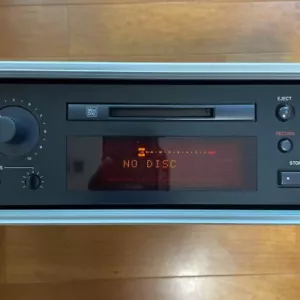 Tascam MD-301 MKII MD Deck Recorder w/2U Rack Beautiful Item Used Several Times - Picture 1 of 7