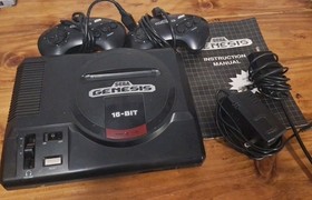 Sega Genesis Model 1 Console Bundle Lot Tested Working Excellent Condition 