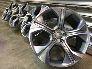 4x Audi A1 8X S Line Polygon Alufelgen 18 Zoll 8X0071498 NEU 7,5J ET39,5 5x100 - Bild 1 von 4