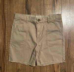 #981 Arizona Tan Shorts 16 Regular Midi Waist 28” Frayed - Picture 1 of 10