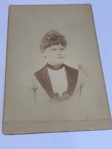 Antique Cabinet Photo Woman Unknown (File31) - Picture 1 of 4