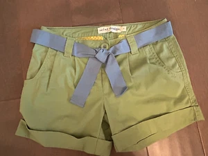 Mini Boden Girl's  Cuffed Belted shorts size  8Y adjustable waist - Picture 1 of 6