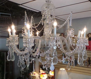 ANTIQUE VINTAGE EUROPEAN CRYSTAL CHANDELIER   - Picture 1 of 12