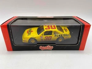 Quartzo 1/43 Scale NASCAR Michael Waltrip Pennzoil Pontiac Grand Prix #30 2007 - Picture 1 of 2