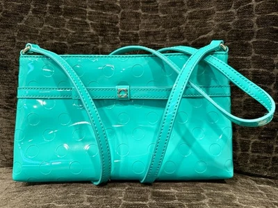 Kate Spade Camellia Street Amy 斜挎包钱包绿松石绿色 PVC 专利光泽 — 第 1/4 张图片