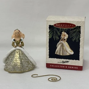 Hallmark KEEPSAKE - Collector's Series Holiday Barbie 1994 Ornament - Picture 1 of 7