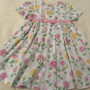 Vintage Girls White Dress With Pink And Yellow Rose Pattern Pink Piping & Bow 6X - Picture 1 of 13