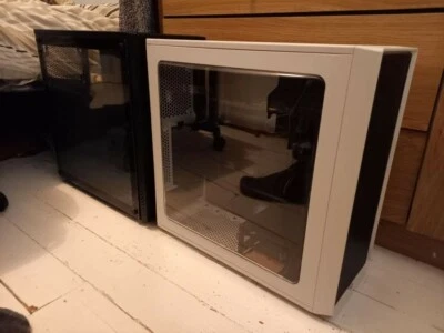 Desktop PC Cases - | Corsair 275r / Fractal Design Focus G | SEE DESC. | - Image 1 of 4