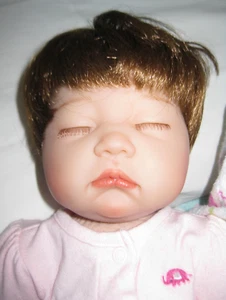 Unmarked 21" Silicone/Cloth Sleeping Baby Girl Doll - Picture 1 of 11