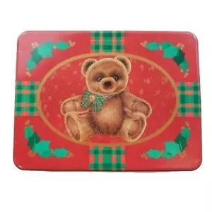 Oso de peluche de lata de metal de vacaciones de Navidad rojo verde 8"" L x 6"" W x 3,25"" H - Imagen 1 de 3