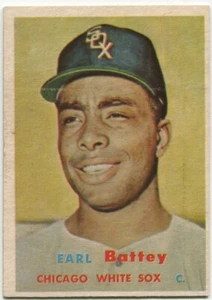 1957 Topps #401 Earl Battey Chicago White Sox - Rookie Card - Picture 1 of 2