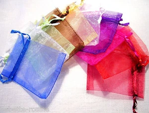 LOT de 10 SACHETS POCHETTES ORGANZA UNIS * 7 x 9 cm * Bijoux cadeau fêtes dragée - Picture 1 of 13
