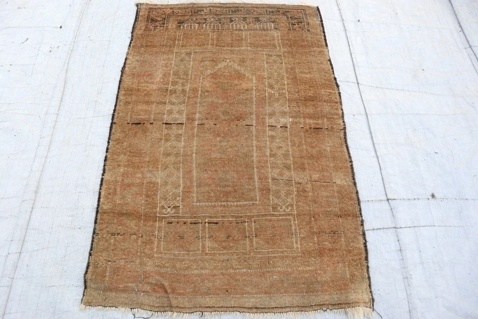 Antigua alfombra tribal turcomana afgana de la década de 1960 de 2'10x4'5 pies hecha a mano - Alfombra de sala de estar Foto 1 de 4