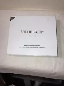 MOXIELASH Natural Kit 3 Pairs, 1 Eyeliner, 1 Applicator - Picture 1 of 3