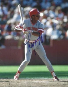 Signed 8x10 TERRY MCGRIFF Cincinnati Reds Autographed photo - COA - Picture 1 of 1
