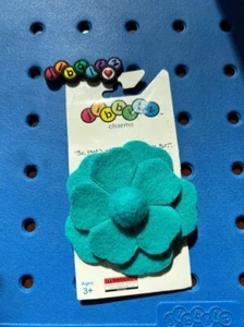 Large Felt Flower Authentic Jibbitz Shoe Charm for Crocs. Rare HTF! New w/ Tags! - Picture 1 of 2