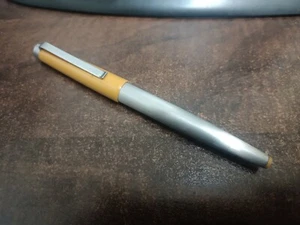 RARE LAMY 25P YELLOW / ORANGE FOUNTAIN PEN W. GERMANY - Picture 1 of 11
