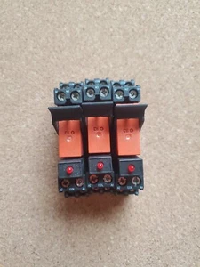 Lot of 3 WEIDMULLER 836971 SOCKET BASE PS 35 WITH SCHRACK RT424024 RELAY - Picture 1 of 2