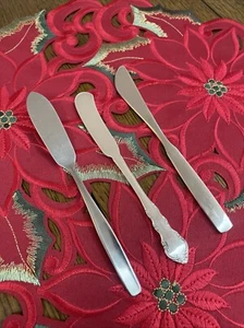 Lote de 3 cuchillos de mantequilla Reed & Barton/Roger’s Cutlery Co - Imagen 1 de 8