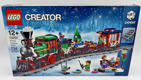LEGO Creator Expert &ndash; Winter Holiday Train (10254) Sealed - Box Wear