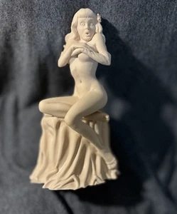 Bettie Page "WOW" Statue DIY unbemalt Dave Stevens 1989 Graffiti Figur 8" - Bild 1 von 11