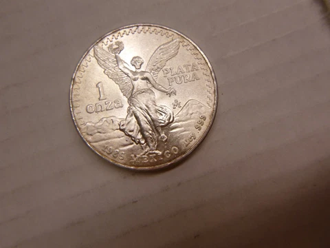 1985 Mexico 1 Onza Silver Cover