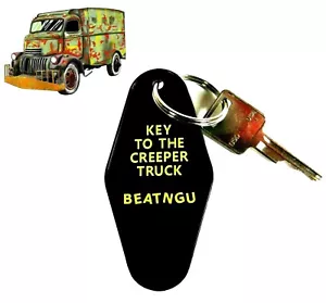 CREEPER TRUCK Jeepers Creepers PROP KEY TAG film con TESTO TARGA BEATNGU - Foto 1 di 1