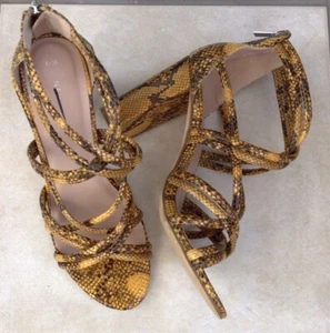 Womens Sandals New Look Sz 5.5 Yellow / Black Animal Print Zip Block High Heel - Picture 1 of 11