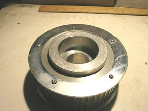 NUOVA PULEGGIA CINGHIA DISTRIBUZIONE FORO 65 X 40 MM UKN 66T10/96 10P 50MM W 96T P6961 - Foto 1 di 7