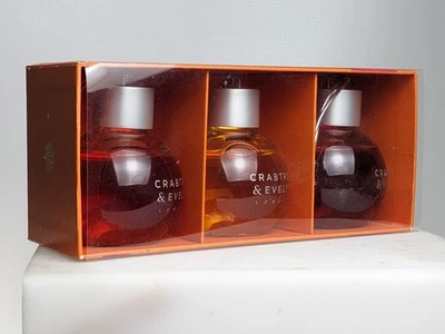CRABTREE AND EVELYN  BATH  & SHOWER BAUBLE TRILOGY ( 3x 100ML ) NOB - Image 1 of 4