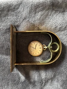 Longines Vintage Messing Tischuhrenhalter / Taschenuhr - gravierter Boden - Bild 1 von 9