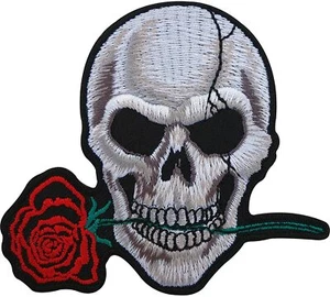 Bikers Patch Skull Rose Embroidered Badge Iron On/Sew On Clothes Jacket Jeans - Foto 1 di 1