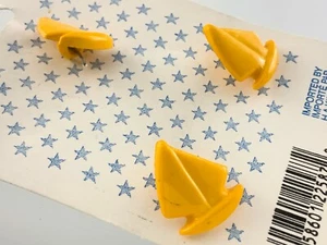 Set of 3 Vintage Yellow Novelty Sail Boat Buttons .5in New Old Stock 216D - Picture 1 of 5