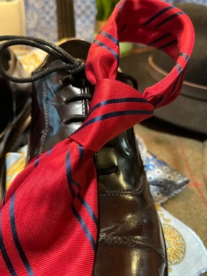 IZOD Mens Poly Classic Stripe Repp Necktie Red Navy USA - Image 1 of 4