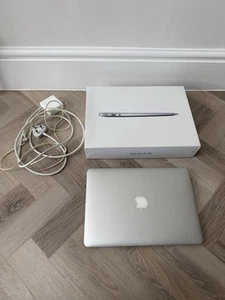 MacBook Air 2015 13 pouces - Photo 1/15