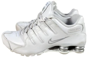 Scarpe da corsa Nike Shox NZ bianche e argento da donna 7 US in pelle - Foto 1 di 8