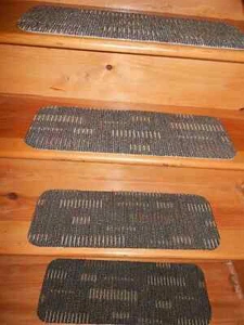 13 = PASSO Pedate per scale da interno tappeto per scale 8" x 24". - Foto 1 di 5