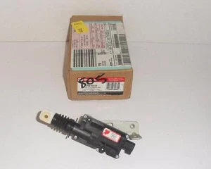 Ford Motorcraft SW-6956 7F2Z-17218A43-AA OEM Left Rear Power Door Lock Switch - Picture 1 of 2
