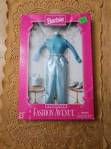 Barbie Fashion Avenue Metallic Blue & Silver Outfit # 14980 NRFB Dented Corner - Picture 1 of 15